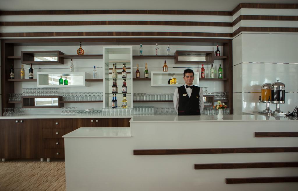 Mitannia Regency Hotel Diyarbakir Bagian luar foto